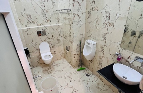 Varanasi Hotel | Hotel Buddha Park