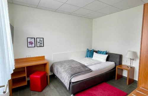 Kreuzau Hotel | Hotel Burgholz