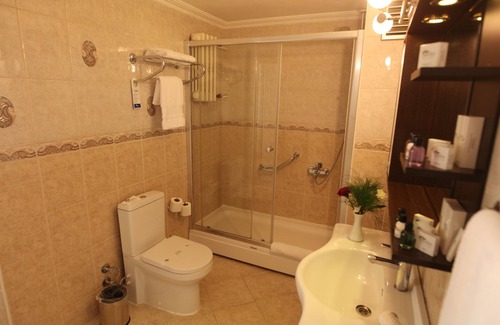 Yunusemre Hotel | Hotel Buyuk Saruhan