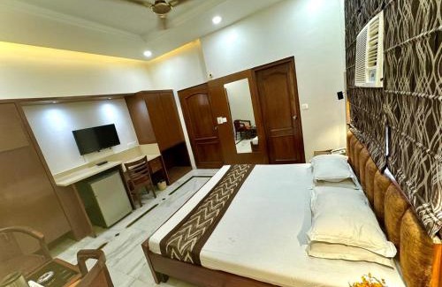 Karol Bagh Hotel | Hotel C Park, Karol Bagh, New Delhi
