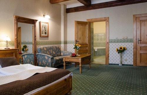 Frydek-Mistek Hotel | Hotel & Caffe Silesia