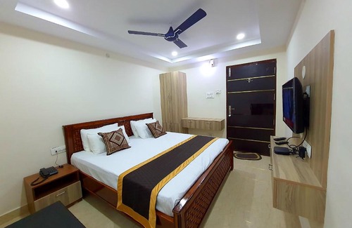 Visakhapatnam Hotel | Hotel CannyStay RRR Marina