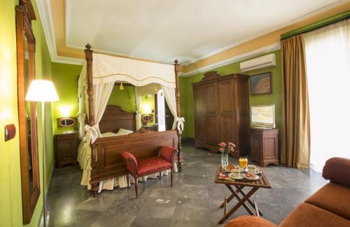 Central District Hotel | Hotel Carlos V