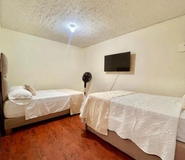 San Fernando House | Hotel Casa Manta Cali