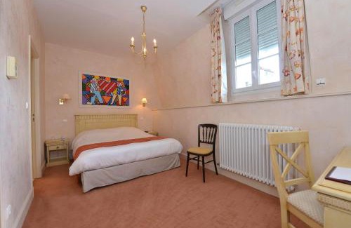 Ay Hotel | Hotel Castel Jeanson