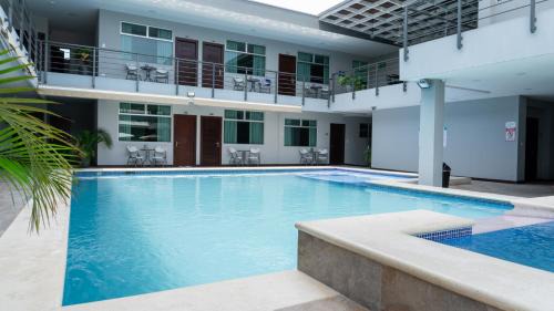 Barrio Las Playitas Hotel | Hotel Cayuga