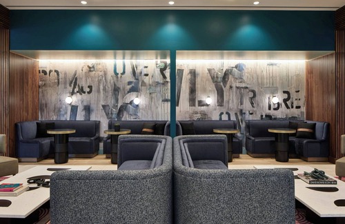 Cincinnati Hotel | Hotel Celare, Cincinnati Midtown, a Tribute Portfolio Hotel
