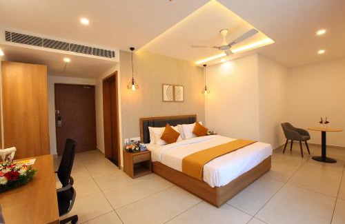 Cherthala Hotel | HOTEL CHALLIYIL CASTLE