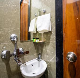 Jhalarapatan House | Hotel Chandravilas Palace