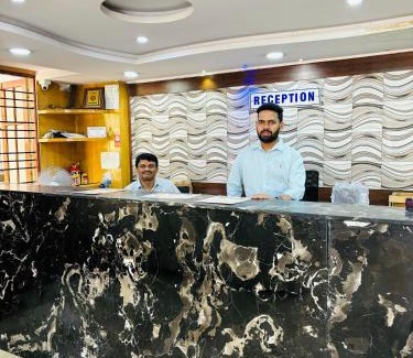 Gandhi Nagar Hotel | Hotel Chetan International
