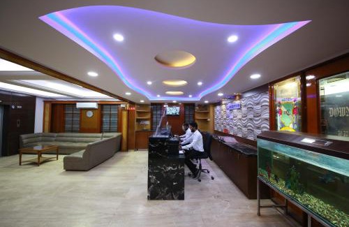 Gandhi Nagar Hotel | Hotel Chetan International