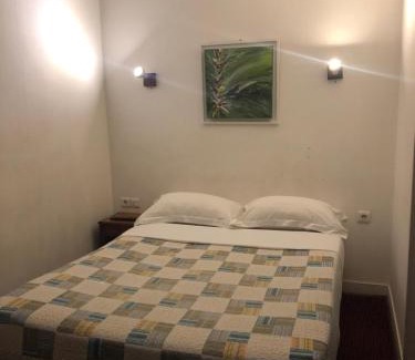 Levallois-Perret Hotel | Hotel Chevallier