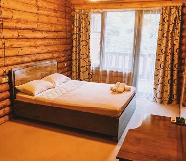 Machakhlispiri Hotel | Hotel Chveneburi