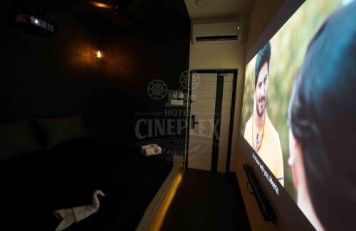 Gandhipuram Hotel | Hotel Cineplex