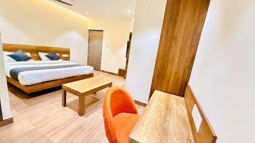 Gorakhpur Hotel | Hotel City Inn 2min Walk To Gorakhnath Temple