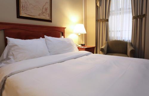 Old Quebec Hotel | Hotel Clarendon