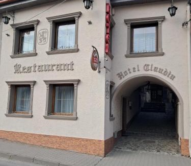Sighisoara Hotel | Hotel Claudiu