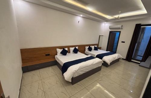 Khatu Hotel | Hotel CM Palace