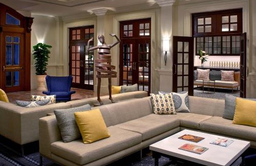 Coral Gables Section Hotel | Hotel Colonnade Coral Gables, Autograph Collection
