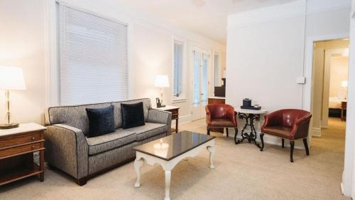 Glenwood Springs Hotel | Hotel Colorado