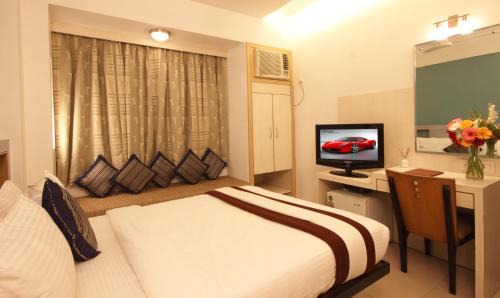 Vile Parle East Hotel | Hotel Columbus