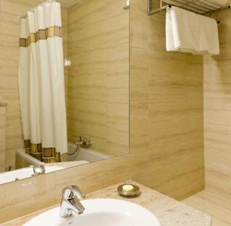 Kazimierz Hotel | Hotel Columbus