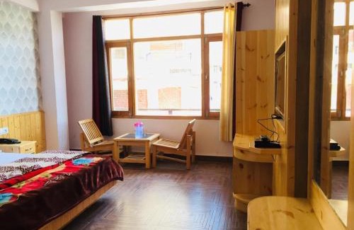 New Manali Bed & Breakfast | HOTEL CORNER RETREAT BnB