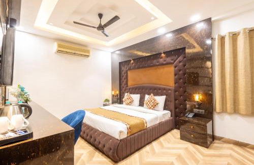 Karol Bagh Hotel | Hotel Cosmo Near BLK Hospital Karol Bagh
