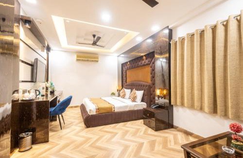 Karol Bagh Hotel | Hotel Cosmo Near BLK Hospital Karol Bagh