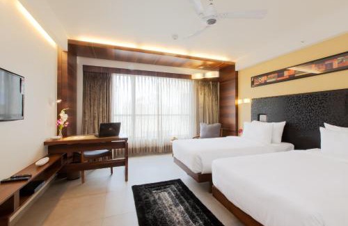 Navrangpura Hotel | Hotel Cosmopolitan