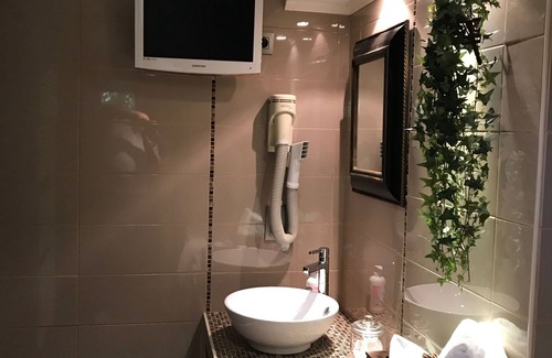 Bouillon Hotel | Hotel Cosy