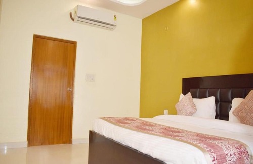 Varanasi Hotel | Hotel Cozy Cottage Varanasi