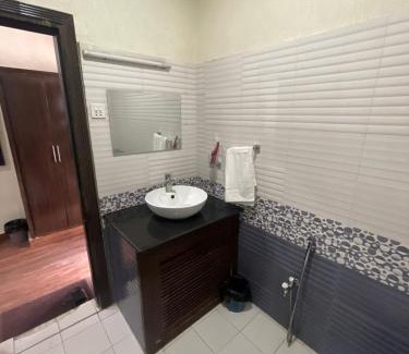 Peshawar Hotel | Hotel Crescent