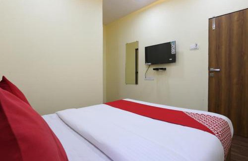 Malad East House | Hotel Crown Goregaon Mumbai
