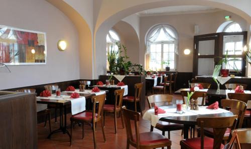 Doebeln Hotel | Hotel Döbelner Hof