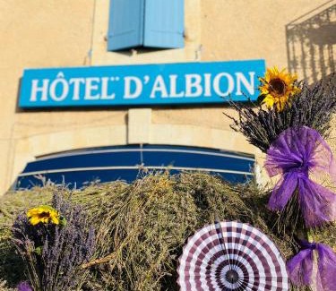 Sault Hotel | Hotel D'Albion