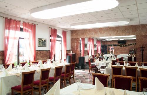 Lugoj Hotel | Hotel Dacia