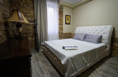 Kutaisi Apartment | Hotel Daisy S Home