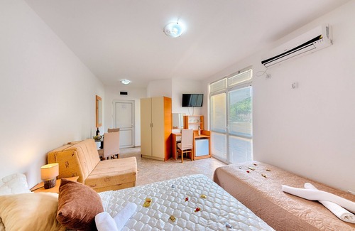 Canj Hotel | Hotel Dana