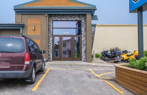Forestville Cabin | Hotel Danube Bleu