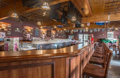 Forestville Cabin | Hotel Danube Bleu