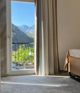 Koman Hotel | Hotel Davids