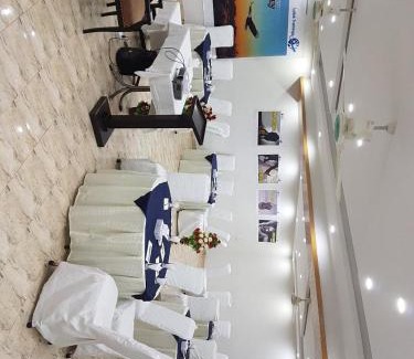 Lahore Hotel | Hotel Day In
