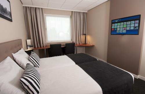 Haarlemmerliede Hotel | Hotel De Zoete Inval Haarlemmerliede