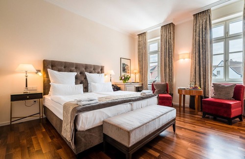 Deidesheim Hotel | Hotel Deidesheimer Hof