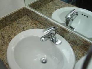 Puerto Juarez Hotel | Hotel Del Sol