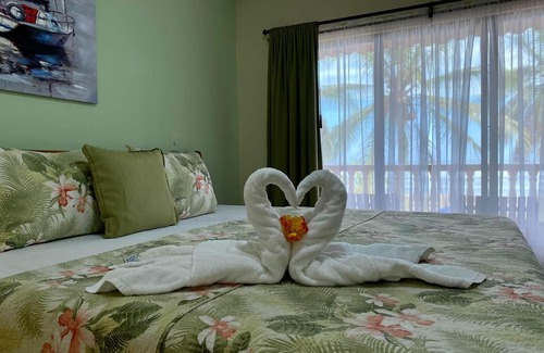 Bejuco Hotel | Hotel Delfin Playa Bejuco