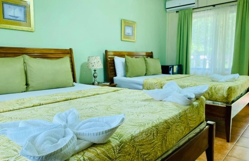 Bejuco Hotel | Hotel Delfin Playa Bejuco