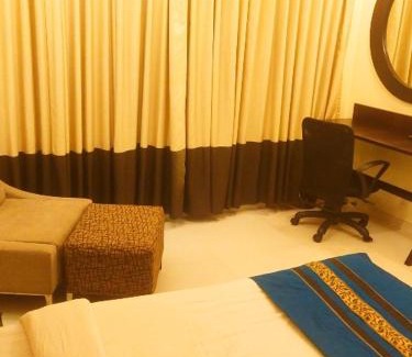 Ratnagiri Hotel | Hotel Delight Landmark