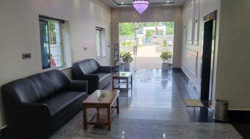 Balasore Hotel | Hotel Delux International